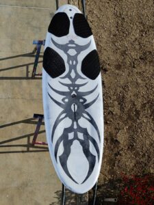 Come costruire una tavola da windsurf da soli in casa (2023)